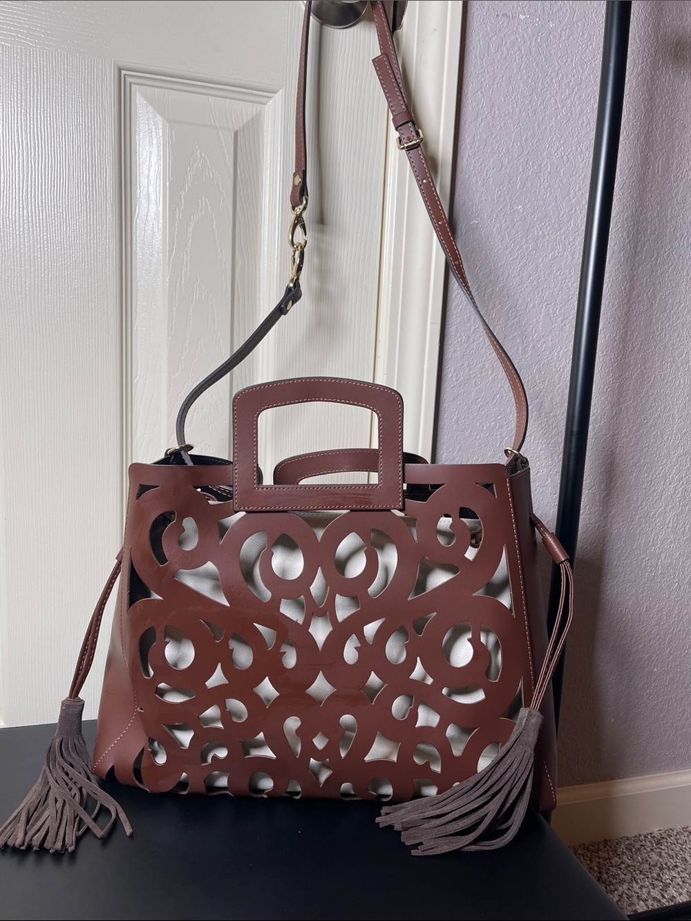 Cutout Tassel Shoulder Bag in Brown